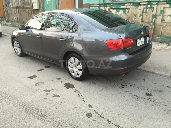 Volkswagen Jetta 2011, 67,000 km - 2.5 l - Bakı