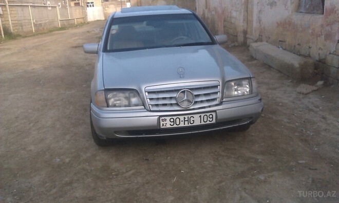 Mercedes C 200 1995, 435,000 km - 2.0 л - Bakı