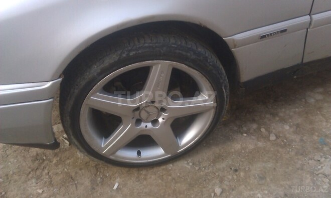 Mercedes C 200 1995, 435,000 km - 2.0 л - Bakı