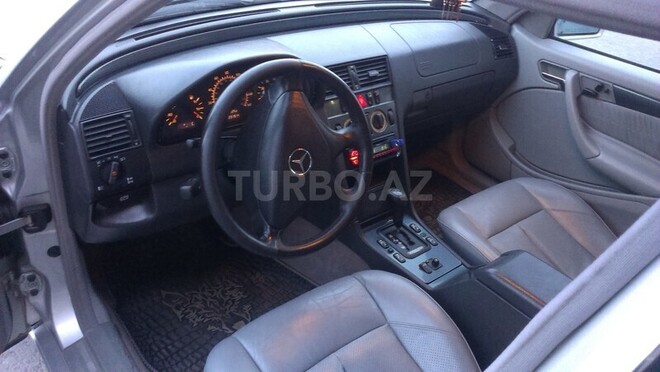 Mercedes C 230 2000, 230,000 km - 2.3 л - Bakı