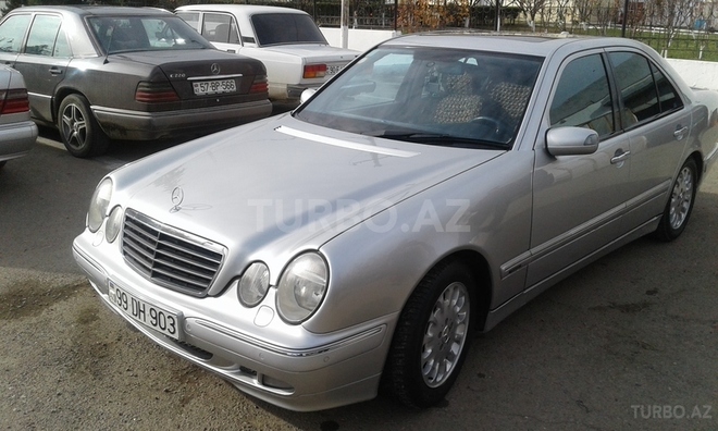 Mercedes E 280 2000, 312,000 km - 2.8 л - Şirvan