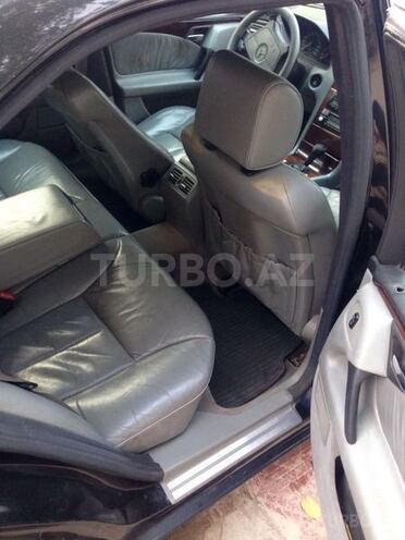 Mercedes E 230 1995, 3,100,000 km - 2.3 l - Bakı