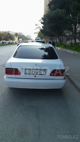 Mercedes E 240 1998, 237,000 km - 2.4 l - Bakı