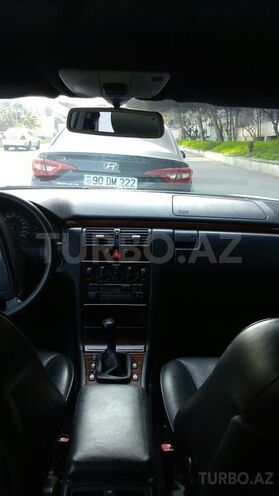 Mercedes E 240 1998, 237,000 km - 2.4 l - Bakı