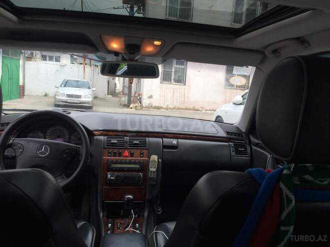 Mercedes E 270 2001, 500,000 km - 2.7 l - Bakı