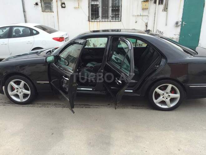Mercedes E 270 2001, 500,000 km - 2.7 l - Bakı