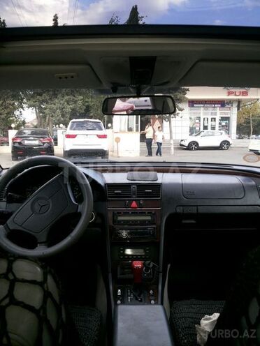 Mercedes C 230 1997, 201,000 km - 2.3 л - Bakı