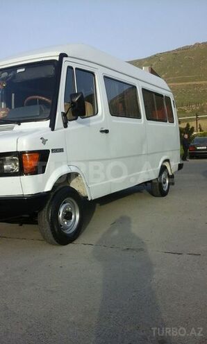 Mercedes 208 D 1994, 323,226 km - 2.5 l - Şirvan