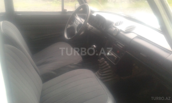 LADA (VAZ) 2106 1986, 290,000 km - 1.6 л - Bakı