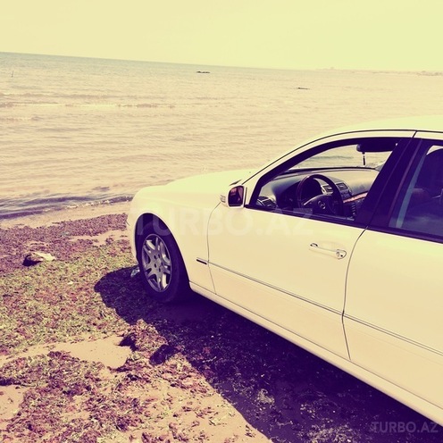 Mercedes E 220 2006, 295,000 km - 2.2 л - Bakı