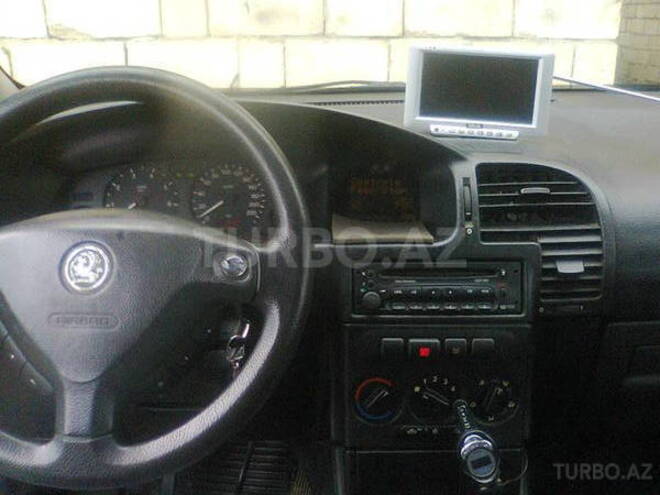 Opel Zafira 2001, 251,000 km - 1.8 л - Sabirabad