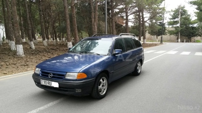 Opel Astra 1993, 250,000 km - 1.6 l - Sumqayıt