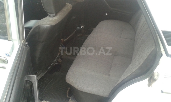 LADA (VAZ) 2106 2003, 117,000 km - 1.6 l - Ucar