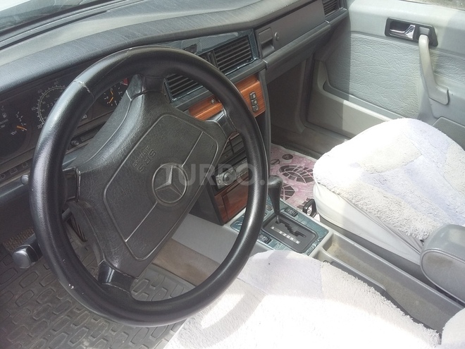 Mercedes 190 1993, 170 km - 2.3 l - Bakı