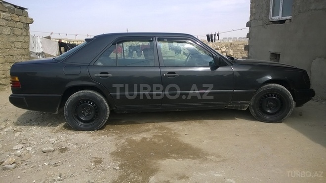 Mercedes E 230 1989, 293,455 km - 0.2 л - Bakı