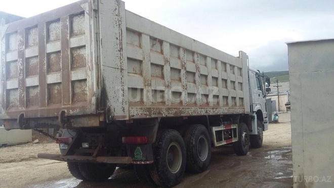 HOWO Sinotruk 2013, 274,285 km - 10.0 l - Bakı