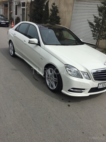 Mercedes E 350 2011, 99,000 km - 3.5 l - Bakı