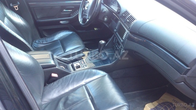 BMW 525 2002, 130,000 km - 2.5 л - Bakı