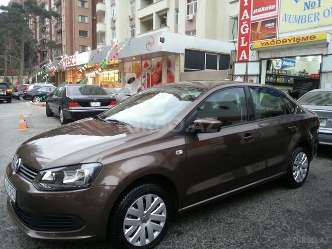Volkswagen Polo 2015, 19,000 km - 1.6 l - Bakı
