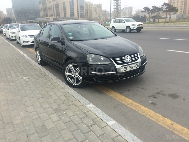 Volkswagen Jetta 2009, 100,000 km - 1.6 l - Bakı