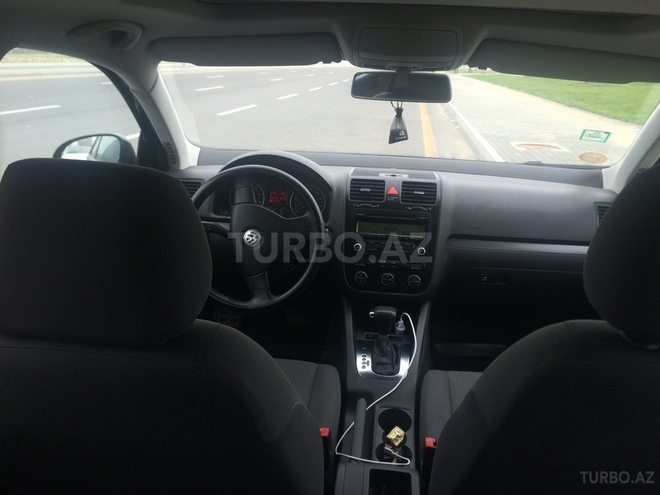 Volkswagen Jetta 2009, 100,000 km - 1.6 l - Bakı