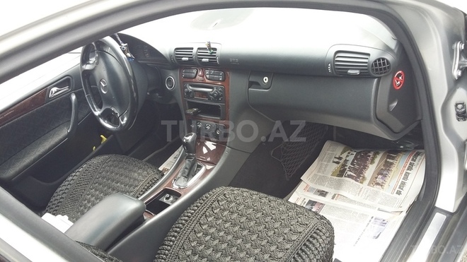 Mercedes C 240 2000, 160,000 km - 2.6 l - Bakı