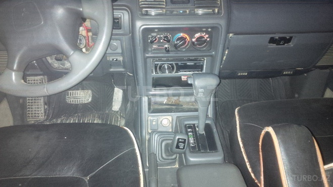 Mitsubishi Pajero 1998, 380,000 km - 3.0 l - Bakı