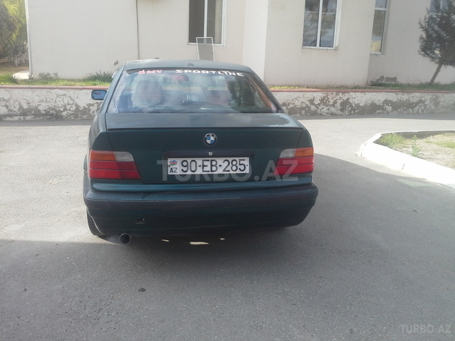 BMW 318 1992, 154,015 km - 1.8 l - Bakı