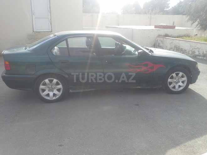 BMW 318 1992, 154,015 km - 1.8 l - Bakı