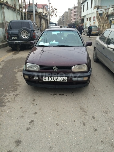 Volkswagen Golf 1995, 250,000 km - 1.8 l - Bakı