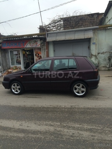 Volkswagen Golf 1995, 250,000 km - 1.8 l - Bakı