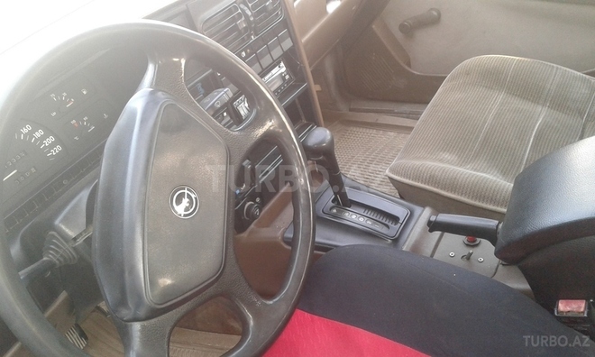 Opel Omega 1987, 3,596,879 km - 2.0 l - Bakı
