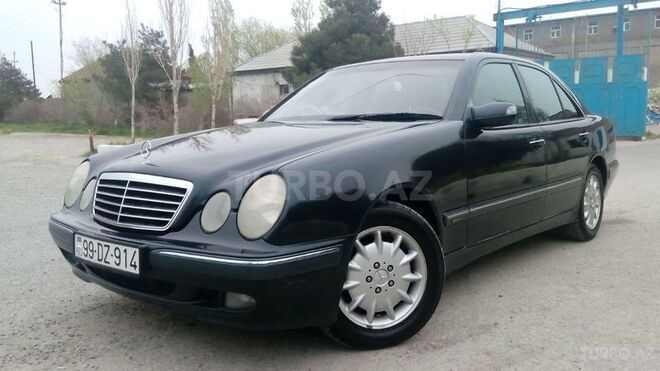 Mercedes E 220 2000, 270,000 km - 2.2 l - Bakı
