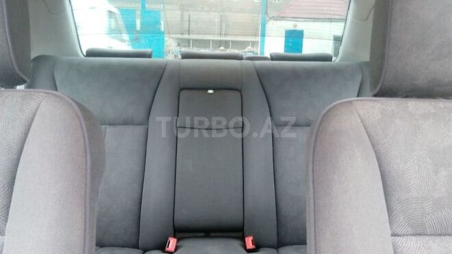 Mercedes E 220 2000, 270,000 km - 2.2 l - Bakı
