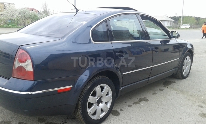 Volkswagen Passat 2005, 180,000 km - 1.8 l - Sumqayıt