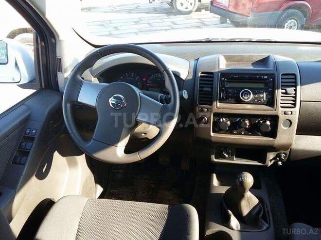 Nissan Navara 2013, 148,000 km - 2.5 л - Bakı