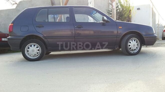 Volkswagen Golf 1995, 217,605 km - 1.8 l - Bakı