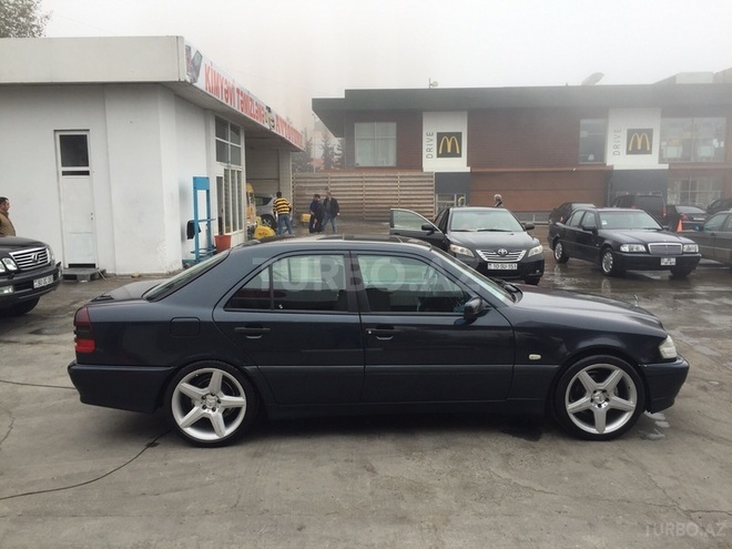 Mercedes C 200 1998, 112,000 km - 2.0 l - Bakı