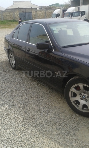 BMW 523 1999, 310,000 km - 2.5 l - Bakı