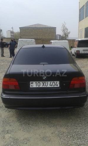BMW 523 1999, 310,000 km - 2.5 l - Bakı
