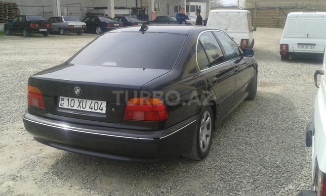 BMW 523 1999, 310,000 km - 2.5 l - Bakı