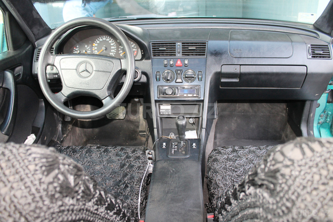 Mercedes C 200 1997, 223,000 km - 2.0 л - Sumqayıt