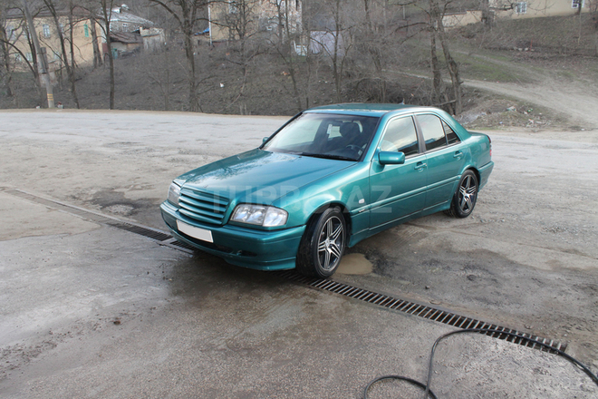 Mercedes C 200 1997, 223,000 km - 2.0 л - Sumqayıt