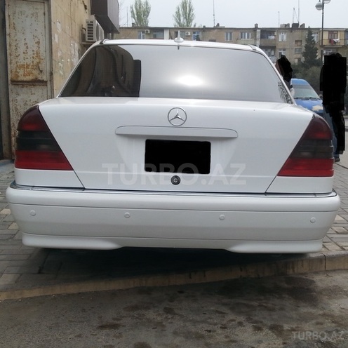 Mercedes C 230 1998, 180,000 km - 2.3 l - Sumqayıt