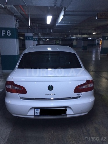 Skoda Superb 2011, 83,500 km - 1.8 l - Bakı