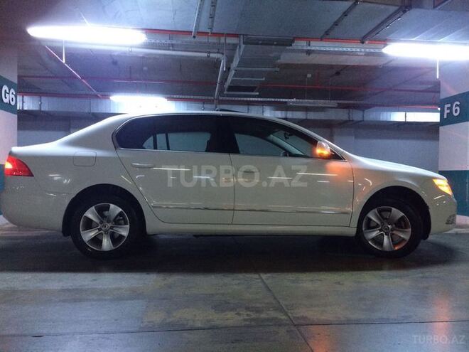 Skoda Superb 2011, 83,500 km - 1.8 l - Bakı