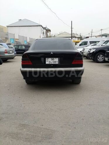 Mercedes C 230 1997, 240,000 km - 2.3 l - Bakı