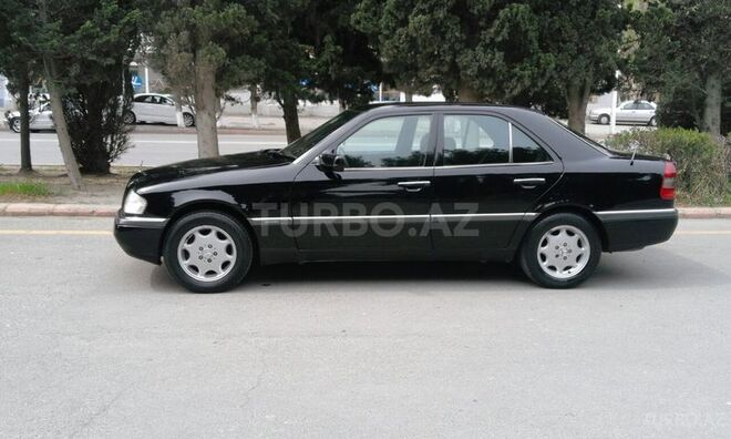 Mercedes C 180 1995, 250,000 km - 1.8 l - Sumqayıt