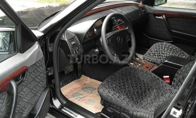 Mercedes C 180 1995, 250,000 km - 1.8 l - Sumqayıt