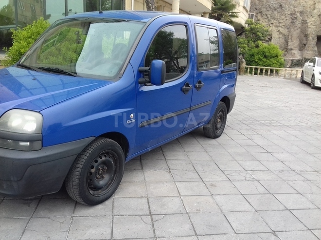 Fiat Doblo 2003, 191,000 km - 1.6 l - Bakı